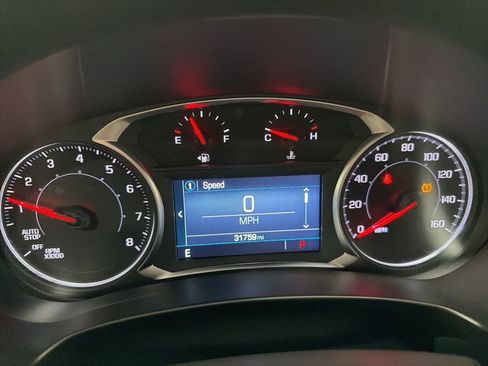 Used 2024 GMC Terrain SLE image 23