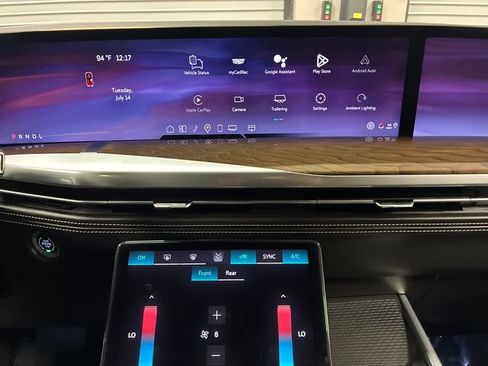 Certified 2025 Cadillac Escalade Sport Platinum AWD/4WD image 19