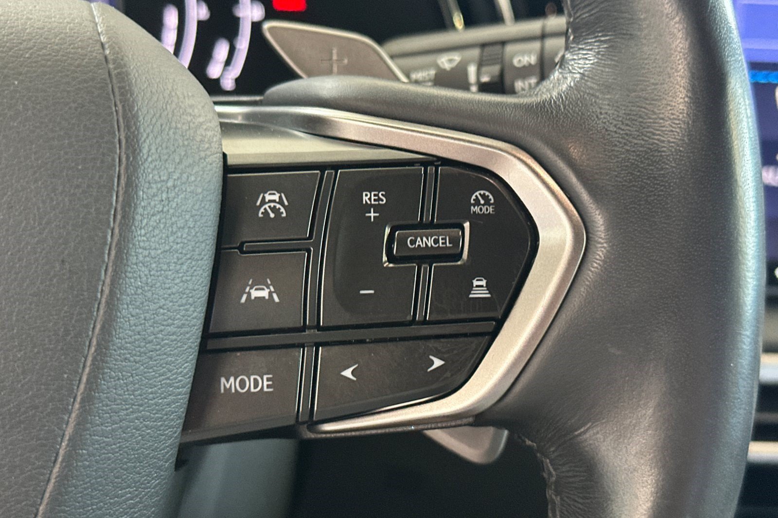 Used 2023 Lexus RX 350h w/ Cold Area Package AWD/4WD image 31