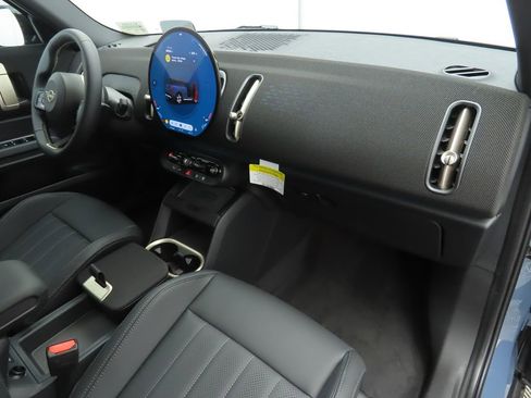 New 2026 MINI Cooper Countryman SE image 17