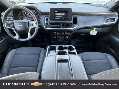 Used 2021 Chevrolet Suburban 2WD image 11