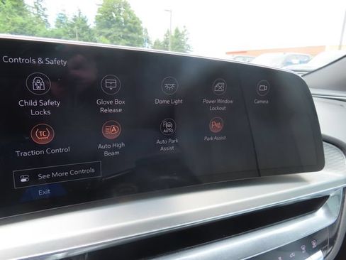 Certified 2024 Cadillac Lyriq Sport AWD/4WD image 29