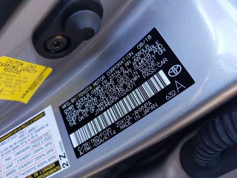 Used 2019 Toyota C-HR LE image 21