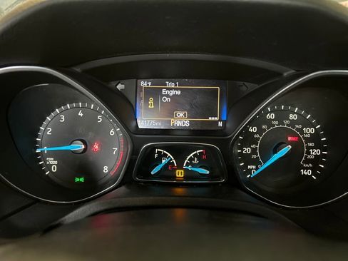 Used 2016 Ford Focus SE w/ Equipment Group 201A image 13