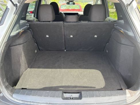 Used 2025 Nissan Kicks SV AWD/4WD image 24