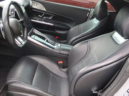 Used 2022 Mercedes-Benz SL 55 AMG 4MATIC image 17