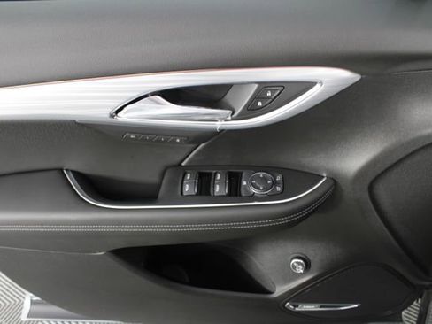 New 2026 Buick Envision Avenir image 16