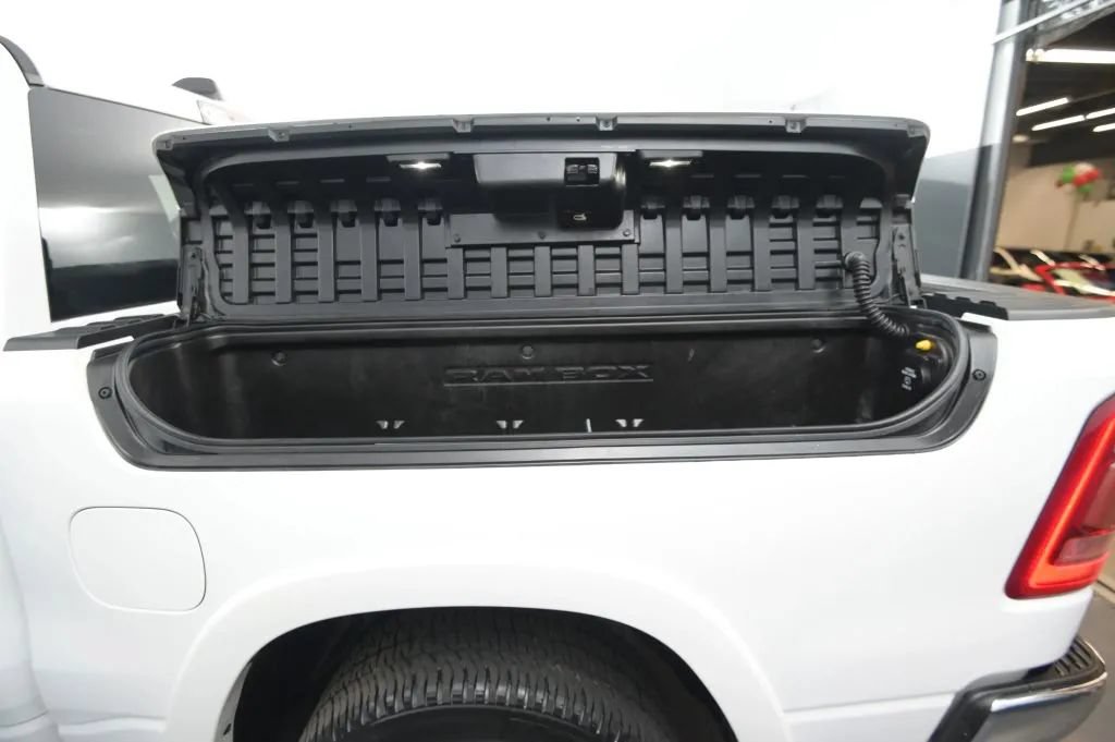 Used 2019 RAM 1500 Limited AWD/4WD image 51