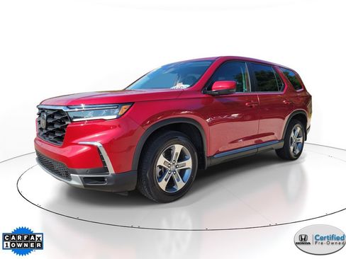 Certified 2025 Honda Pilot EX-L image 2