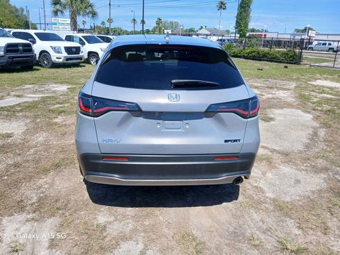 Used 2024 Honda HR-V Sport image 4