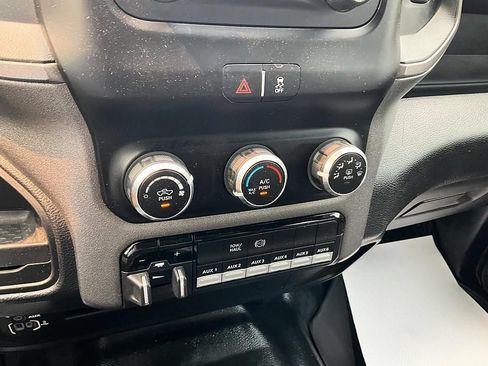 Used 2022 RAM 2500 Tradesman w/ Chrome Appearance Group AWD/4WD image 24