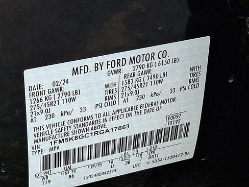 Used 2024 Ford Explorer ST w/ Equipment Group 401A AWD/4WD image 29
