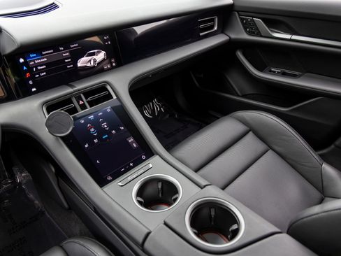 Certified 2025 Porsche Taycan RWD image 45