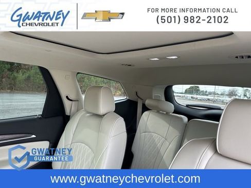 Used 2022 Buick Enclave Avenir w/ Avenir Technology Package image 26