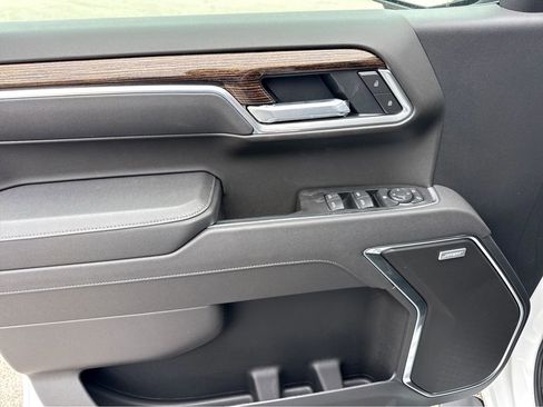 New 2026 GMC Sierra 1500 Elevation w/ Elevation Premium Package AWD/4WD image 9