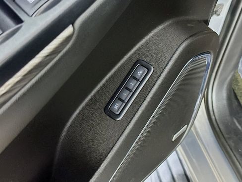 Used 2017 Chevrolet Tahoe LT RWD image 23