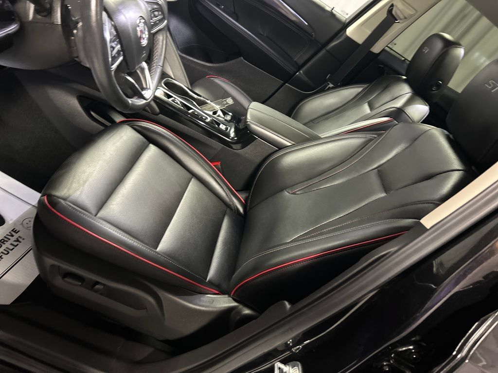 Used 2023 Buick Envision Essence w/ Sport Touring Package AWD/4WD image 12