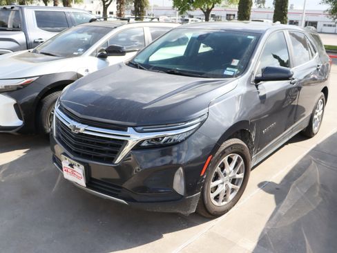 Used 2022 Chevrolet Equinox LT image 4