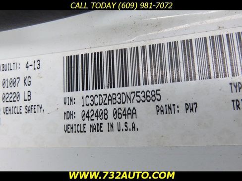 Used 2013 Dodge Avenger SE FWD image 30