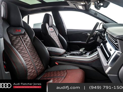 New 2026 Audi RS Q8 performance image 7