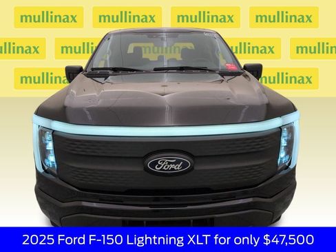 Certified 2025 Ford F150 Lightning XLT image 15
