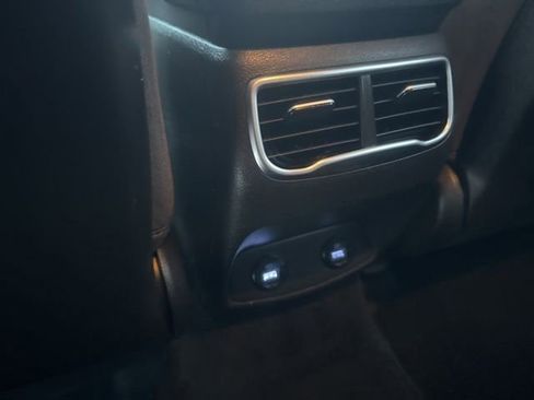 Used 2023 Hyundai Santa Fe SEL image 26