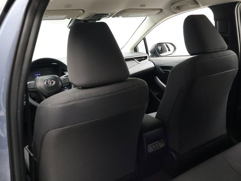 Certified 2025 Toyota Corolla LE w/ Convenience Package image 20