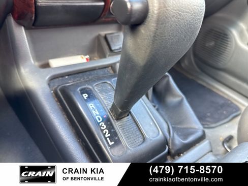 Used 2001 Honda Passport EX image 21