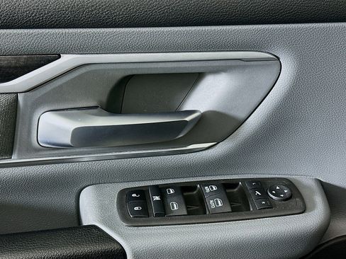 Used 2022 RAM 1500 Big Horn image 15