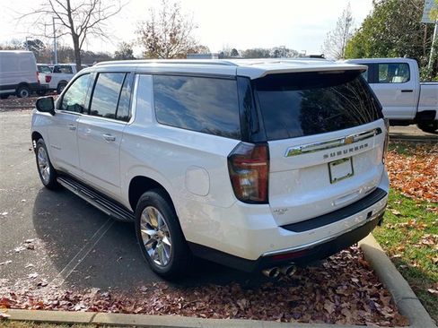 Used 2023 Chevrolet Suburban Premier image 29