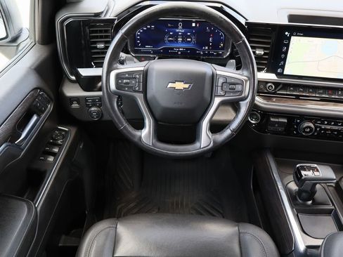 Used 2023 Chevrolet Silverado 1500 LTZ AWD/4WD image 23