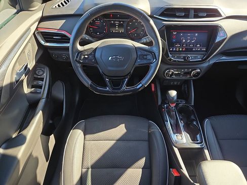 Used 2023 Chevrolet TrailBlazer RS w/ Convenience Package image 21