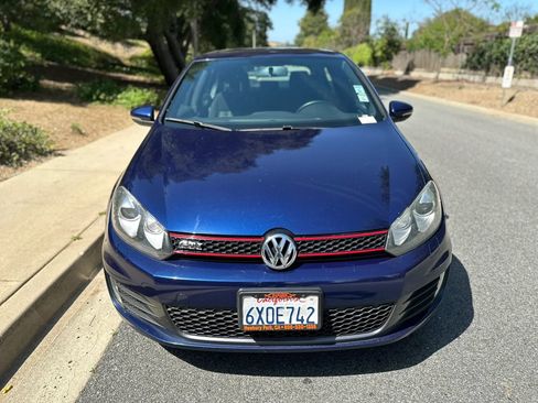 Used 2012 Volkswagen GTI 4-Door FWD image 9