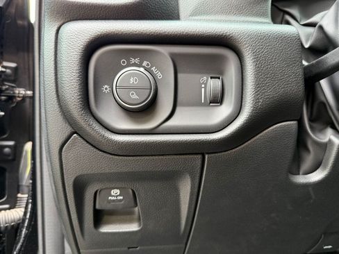 New 2026 RAM 1500 Express AWD/4WD image 25