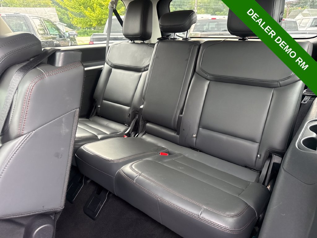 Used 2025 Ford Expedition Max Active AWD/4WD image 17