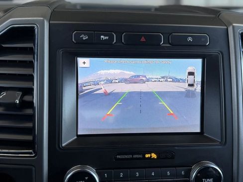 Used 2019 Ford Expedition Max XLT image 31