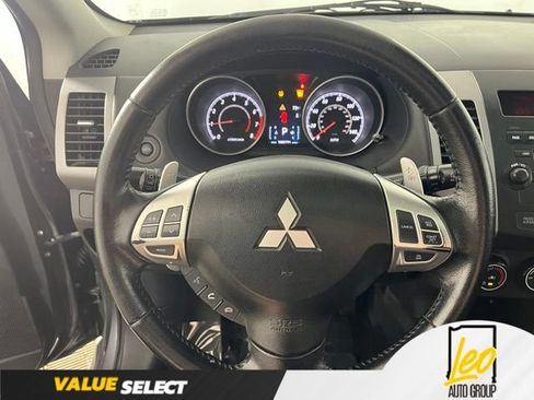 Used 2012 Mitsubishi Outlander SE AWD/4WD image 15