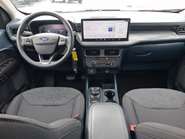 Used 2025 Ford Maverick XL FWD image 7