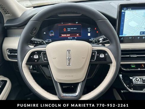 New 2026 Lincoln Corsair Premiere image 24