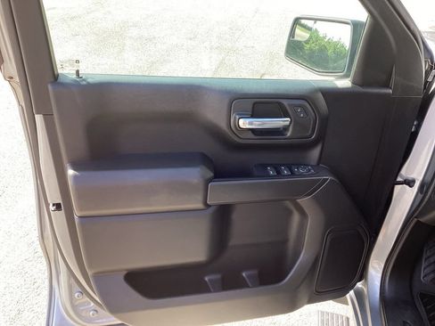 Used 2023 Chevrolet Silverado 1500 Custom AWD/4WD image 30