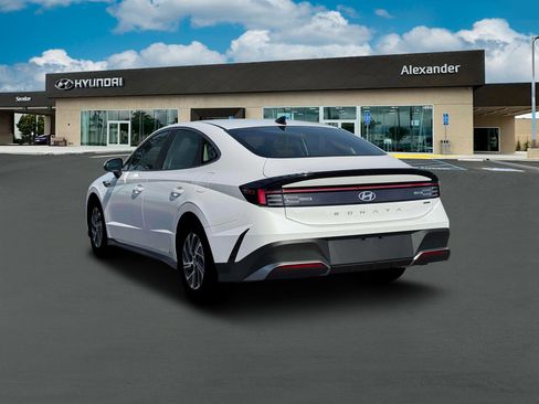 New 2026 Hyundai Sonata Blue FWD image 5