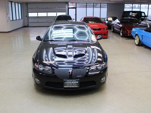 Used 2006 Pontiac GTO image 16