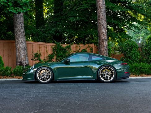 Used 2022 Porsche 911 GT3 RWD image 2