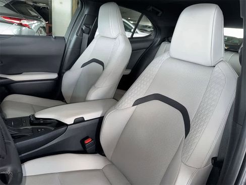 Used 2022 Lexus UX 250h w/ Premium Package image 14