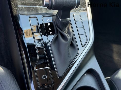 New 2026 Kia Niro LX FWD image 19