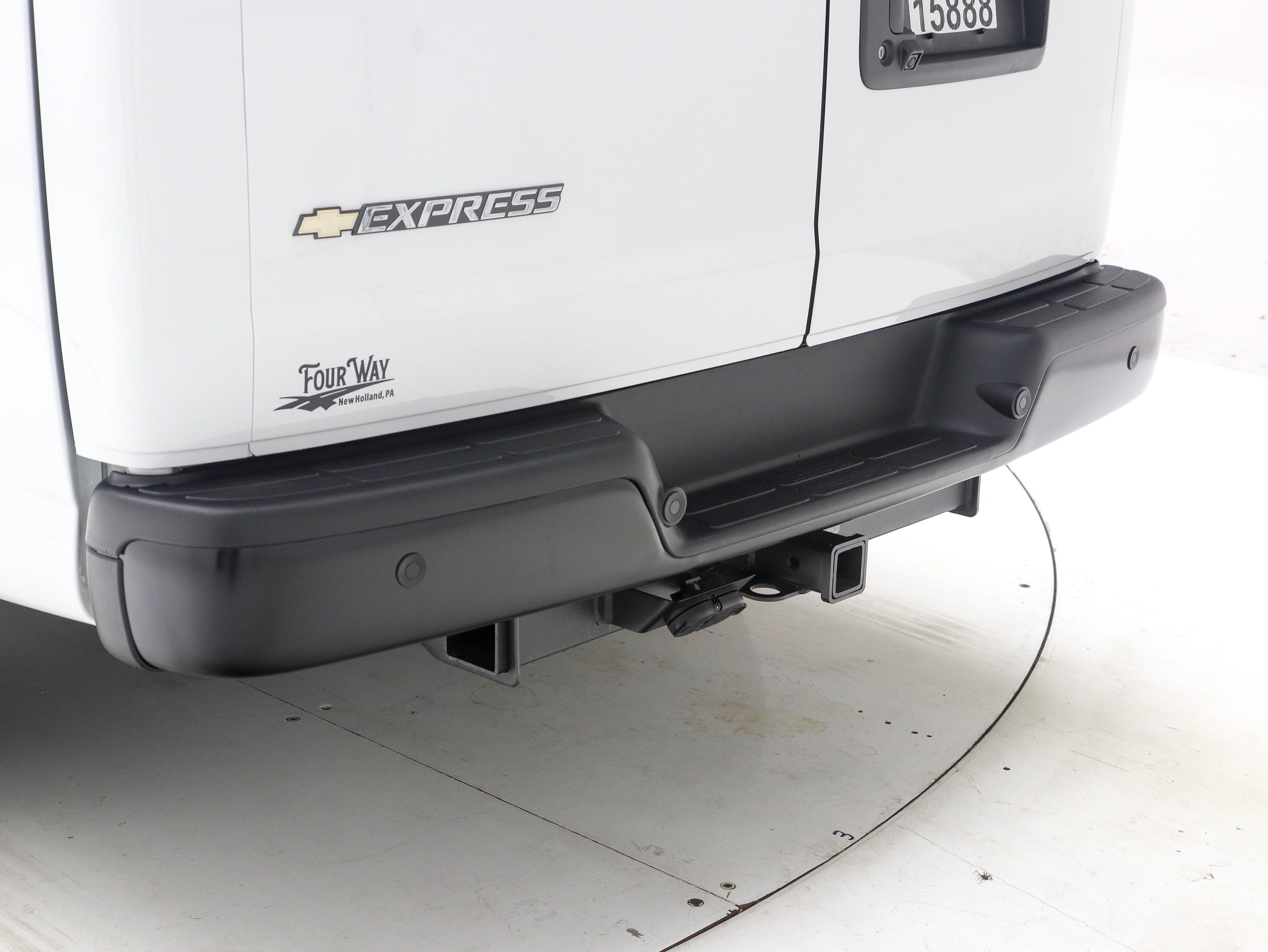 Used 2026 Chevrolet Express 3500 w/ Driver Convenience Package RWD image 10