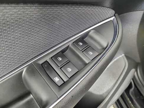 Used 2019 Chevrolet Cruze LT w/ RS Package FWD image 27