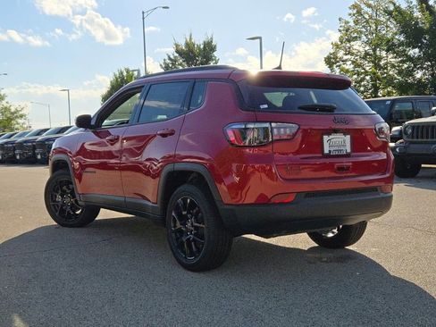 New 2026 Jeep Compass Latitude image 14