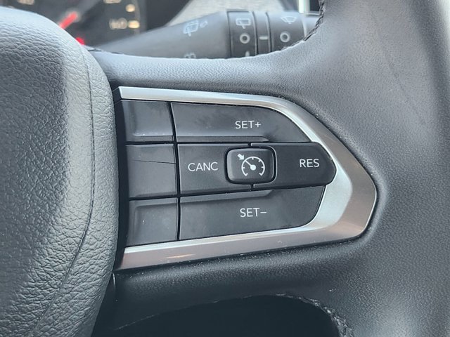 Used 2024 Jeep Compass Latitude AWD/4WD image 29