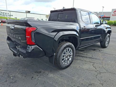 New 2026 Toyota Tacoma Limited AWD/4WD image 7